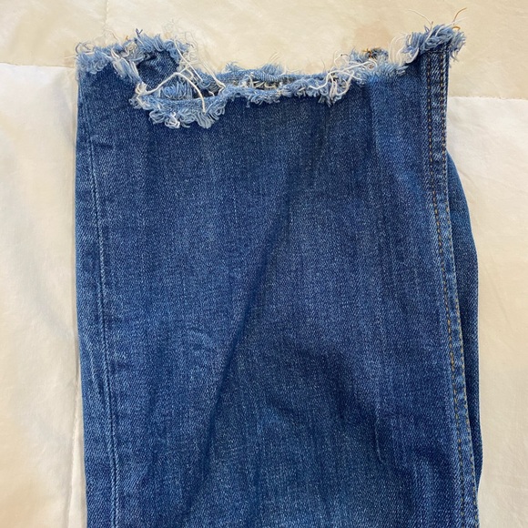 Zara Jeans Frayed Ankle Jeans - Picture 3 of 4